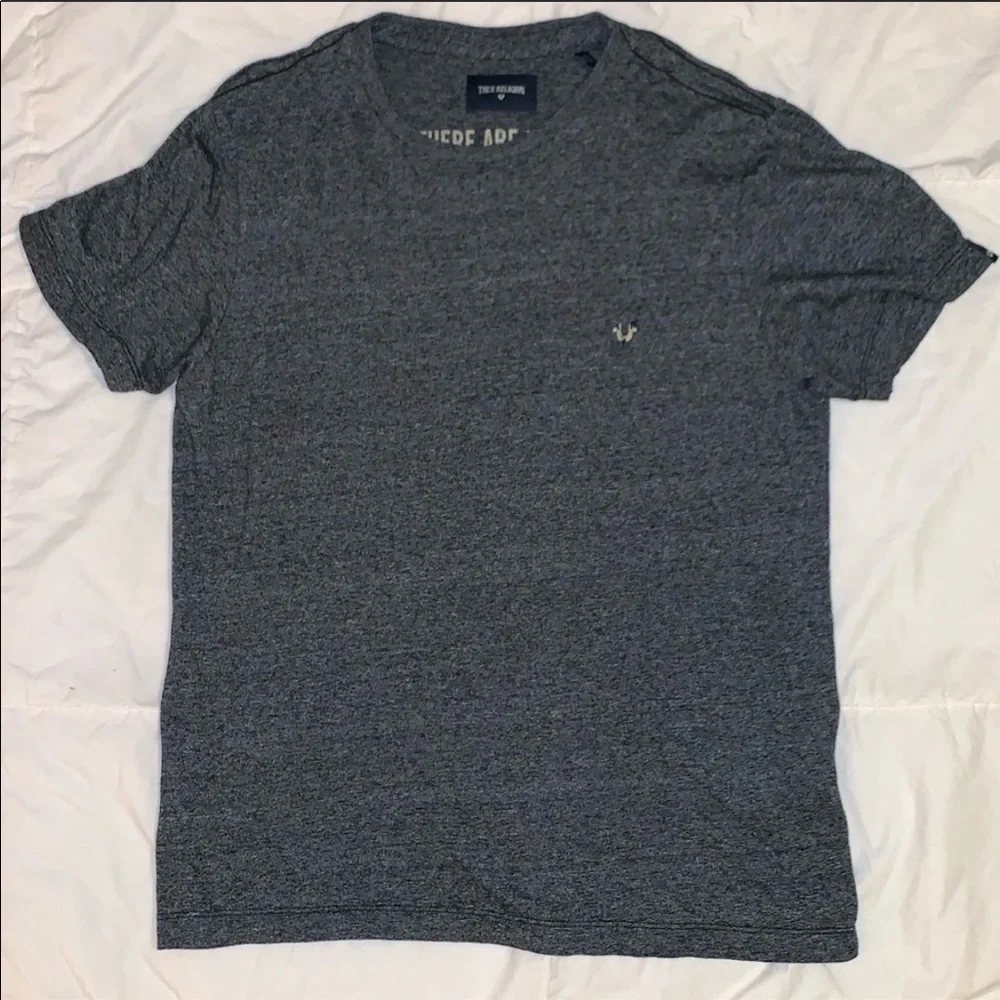 Classic True Religion T-shirt with discrete logo